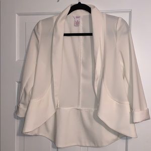 White/ cream blazer